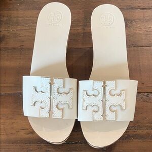 Tory Burch Cream Logo Cutout Slide Sandals